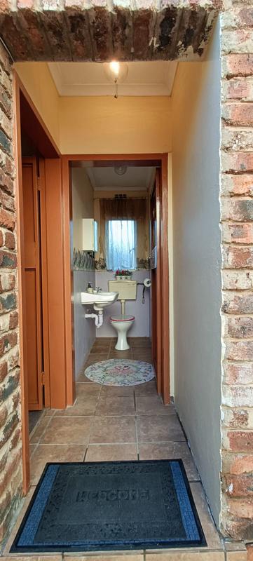 5 Bedroom Property for Sale in Queenstown Central Eastern Cape